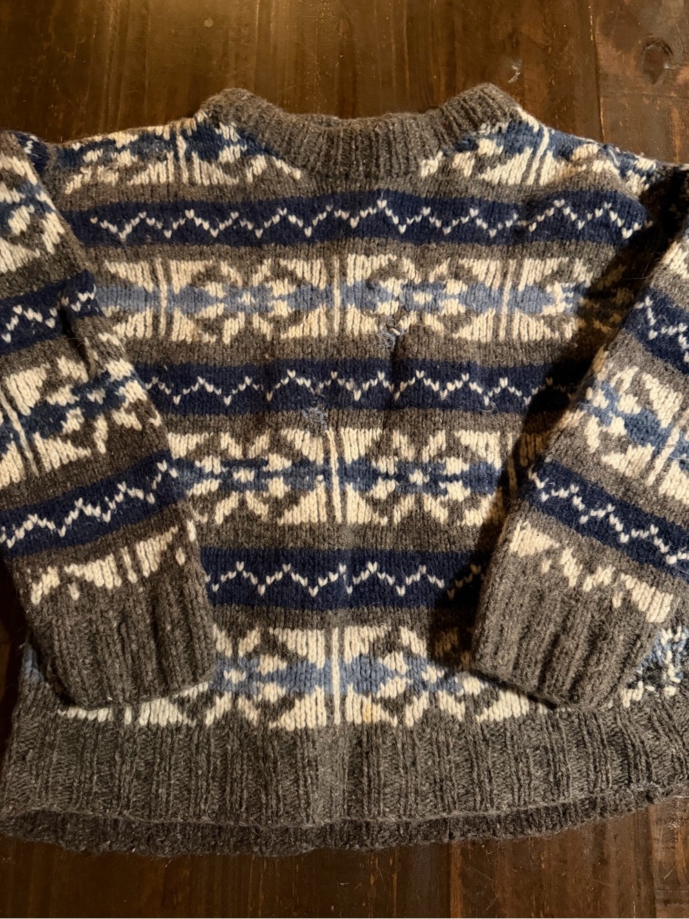 VTG UniSex Gray & Navy Fair Isle Wool Sweater - M/L